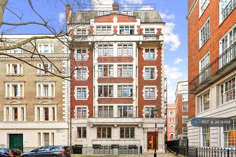 1 bedroom flat in Ashley Court, London, SW1P (1 bed) (#2674498)