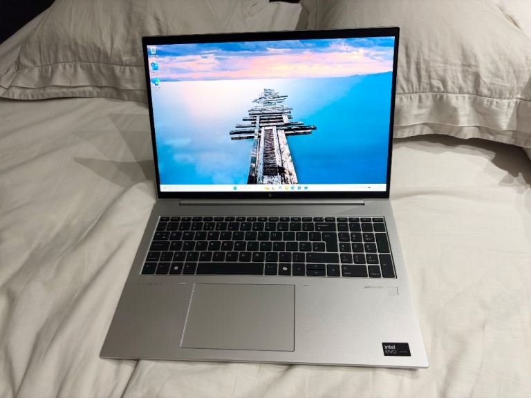 CAN DELIVER,10 MONTH OLD,2 YEAR WARRANTY HP ELITEBOOK 860 G11 16” LAPTOP ULTRA 7 32GB RAM,512GB SSD 