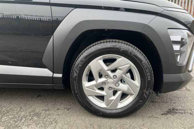 2025 Hyundai KONA 1.0T 100 Advance 5dr HATCHBACK PETROL Manual