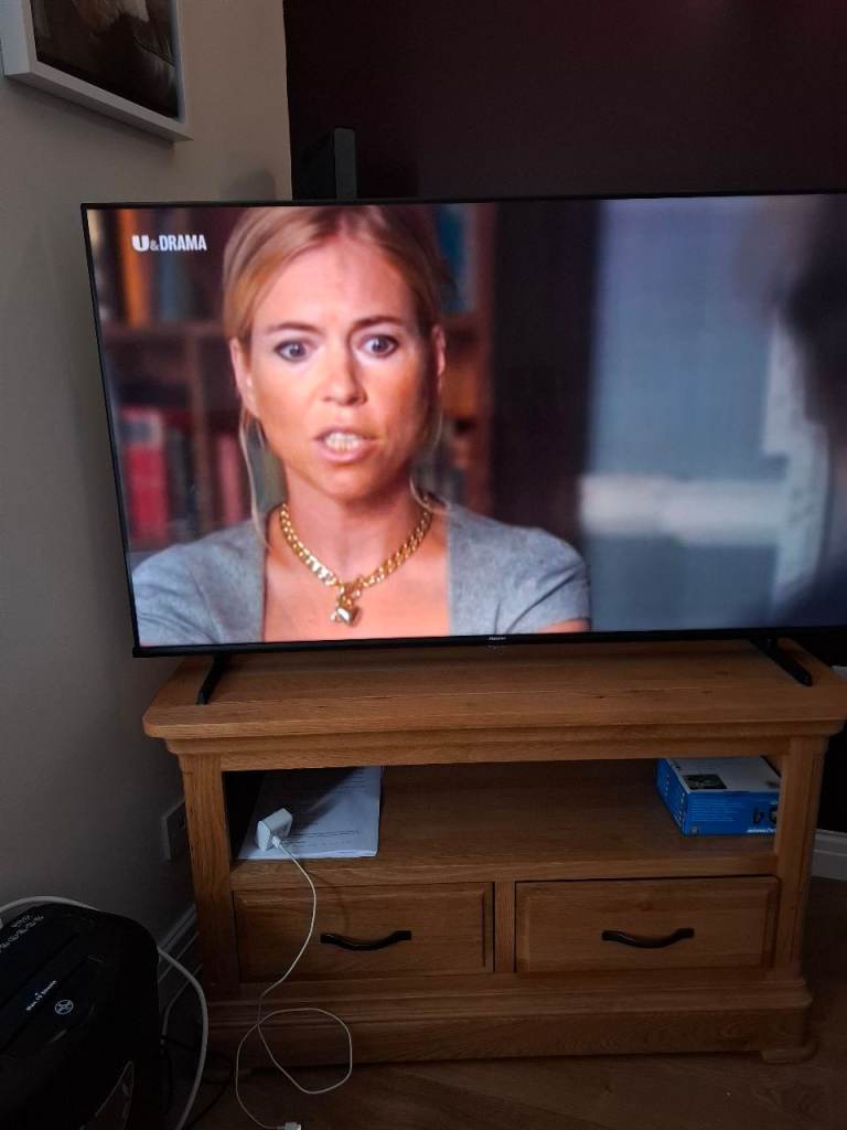 Hisense 50E7QTUK 50-inch Smart TV – As Good As New