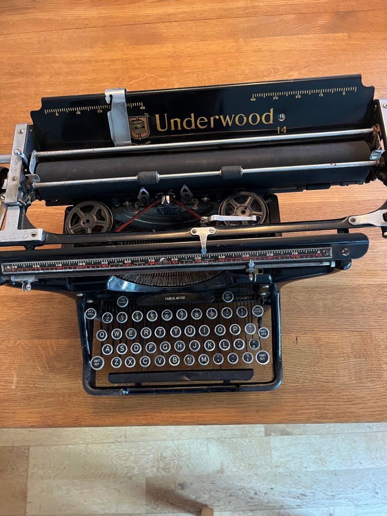 1934 underwood no 6-14 typewriter 
