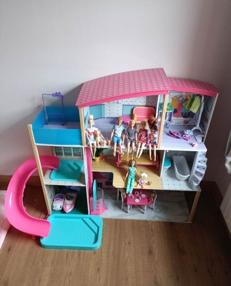 Barbie house