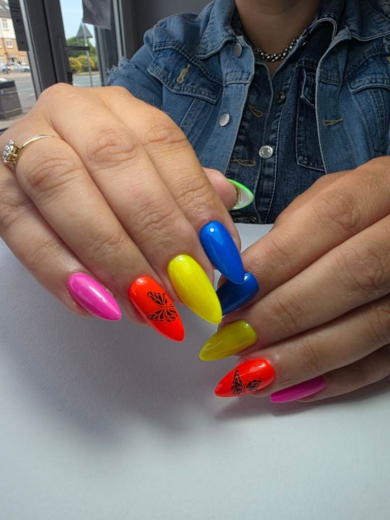 Nail Technician in Hull Book Now