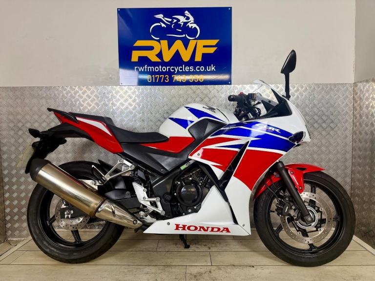 HONDA CBR 300 RA-F, 2015, 64 REG, ONLY 2,173 MILES, SUPERB COND
