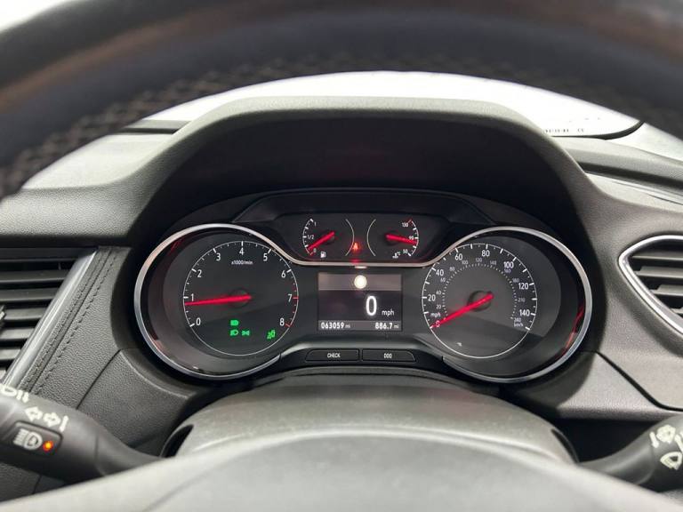 2018 Vauxhall Grandland X 1.2 Turbo Elite Nav SUV 5dr Petrol Manual Euro 6 (s/s) (130 ps)  2 FORM...