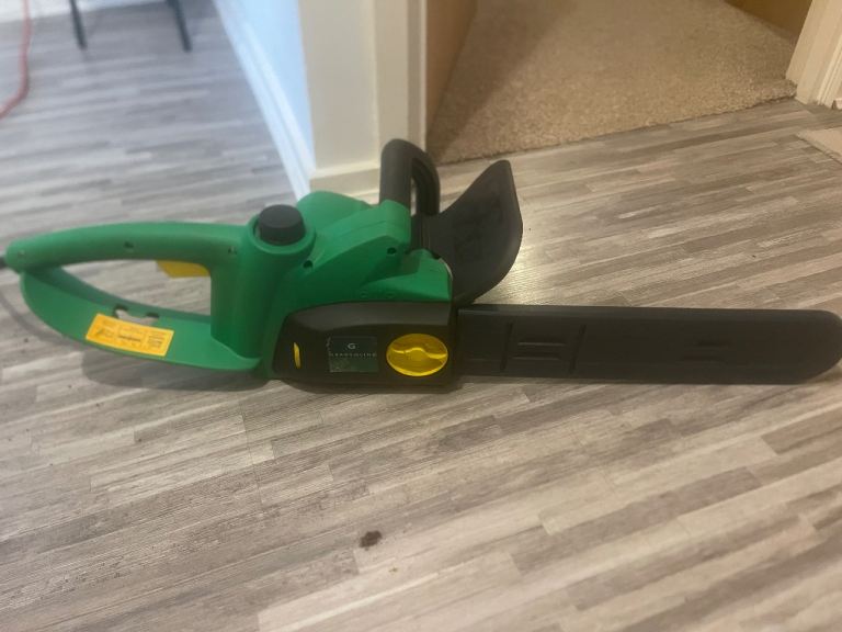 Gardenline chainsaw, read description 