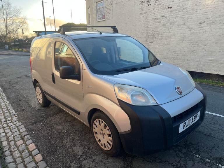 FIAT FIORINO VAN AUTOMATIC rare 2011 1.3 DIESEL METALLIC SILVER, SIDE LOADING DOOR, ONLY 71K