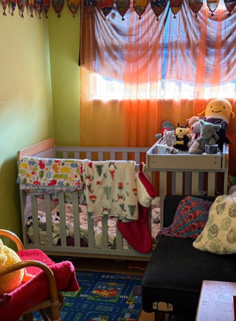 Cot bed in good condition