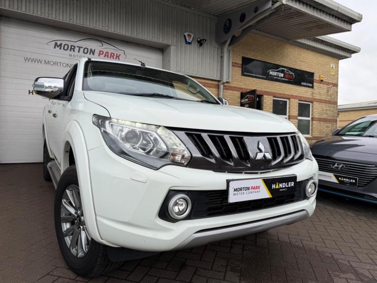 2017 Mitsubishi L200 2.4 DI-D DC Warrior Auto 4WD Euro 6 4dr PICK UP Diesel Automatic