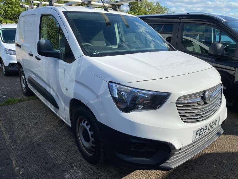 2019 Vauxhall Combo 2300 1.6 Turbo D 100ps H1 Edition Van PANEL VAN DIESEL Manual
