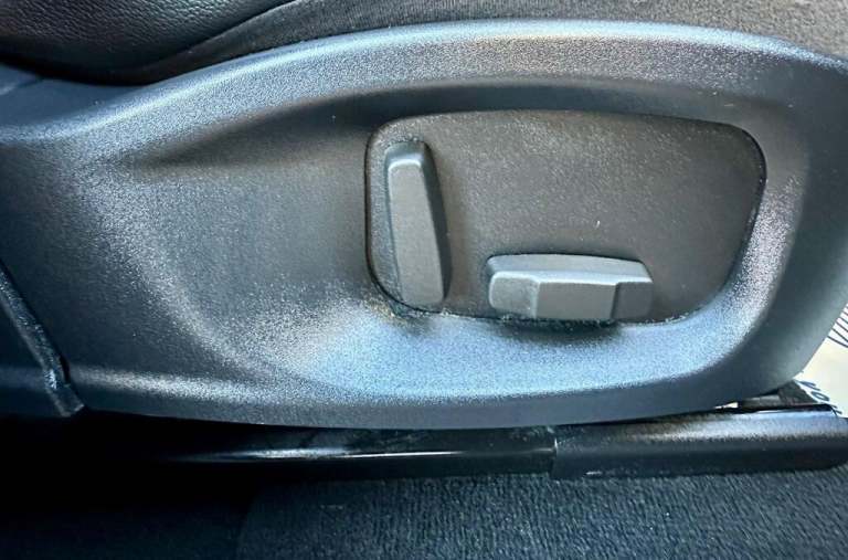  Jaguar F-Pace 2.0 D180 R-Sport SUV 5dr Diesel Auto AWD Euro 6 (s/s) (180 ps) Diesel Automatic