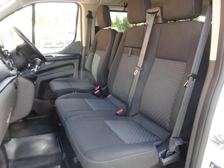2021 Ford Transit Custom 2.0 320 EcoBlue Trend Kombi L2 H1 Euro 6 (s/s) 5dr MPV Diesel Manual