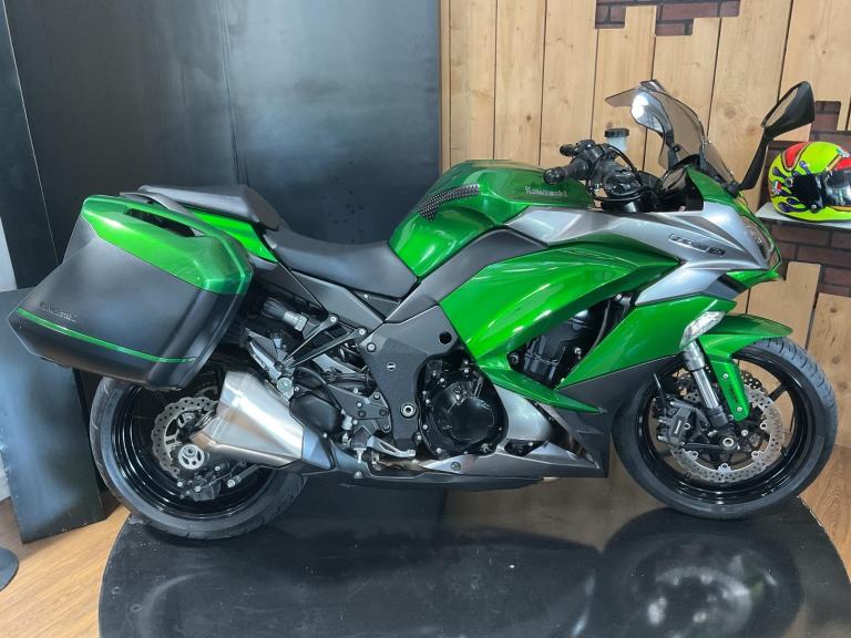 Kawasaki Z1000SX Tourer 2018 just 2 owners! Stunning! Extras! FREE UK DELIVERY!