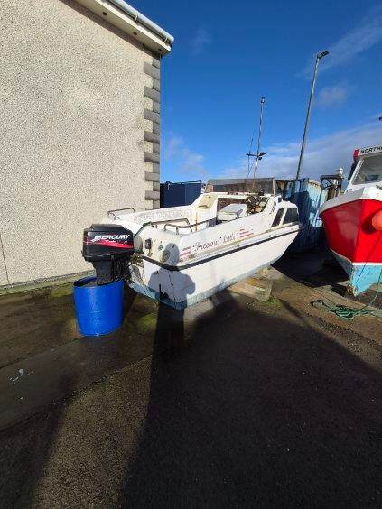 Boat for sale (Project)