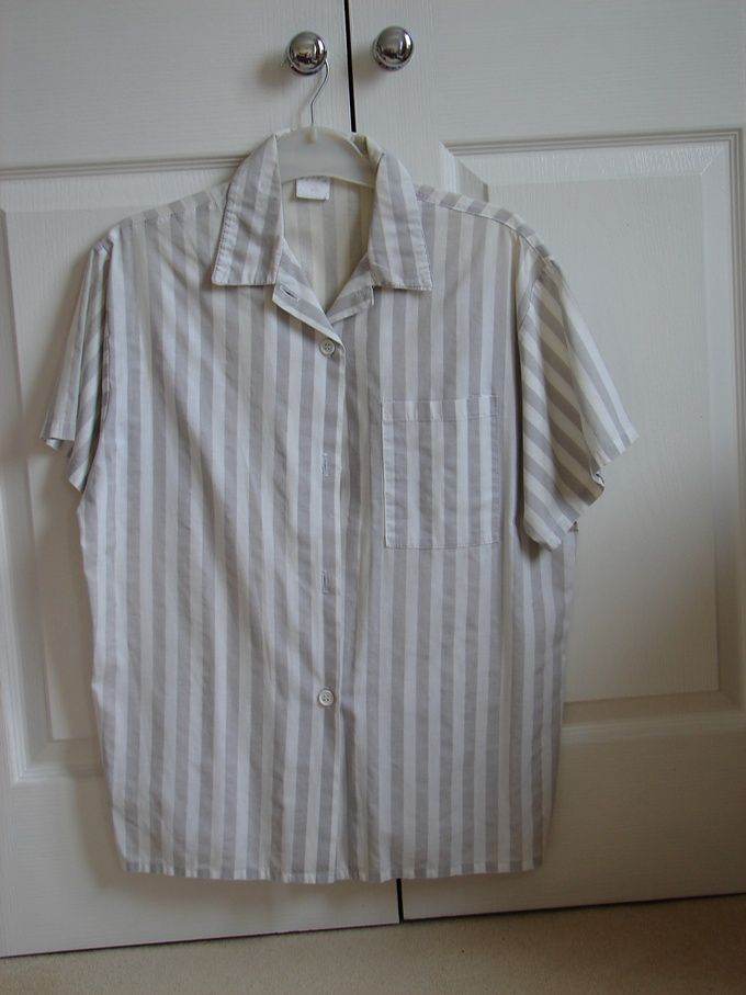 LADIES SHIRT - SIZE 10