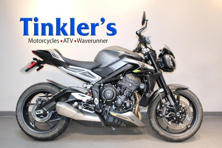 2024 74 Triumph Street Triple R Silver