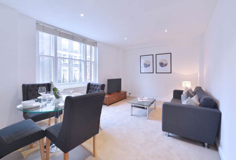 On bedroom second floor Mayfair apartment with lift W1J
