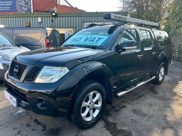 Nissan Navara DCI VISIA 4X4 + EXTRAS SIDE BARS , CANOPY RACK + PIPE TUBE GREAT V