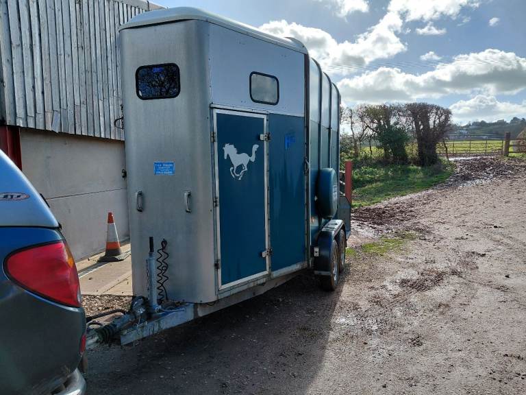SOLD Ifor Williams HB510 Horse Trailer