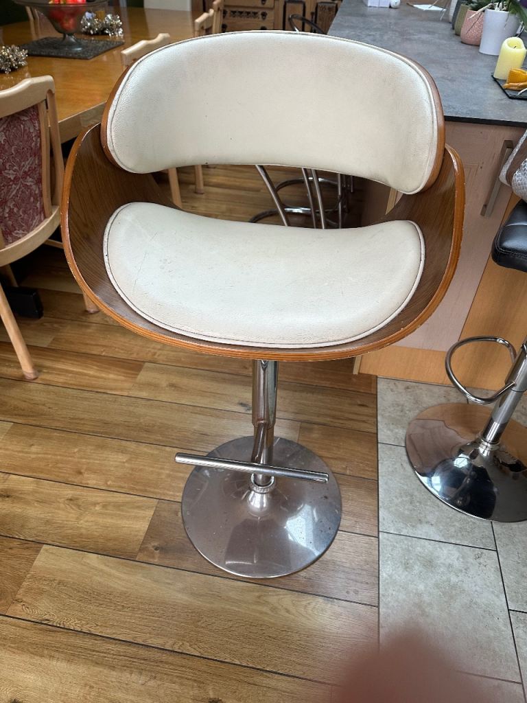 Retro bar stool