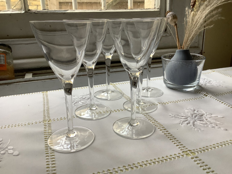 Brand New X6 Martini glasses £4