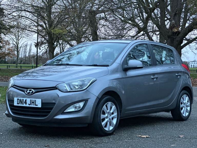 image for HYUNDAI i20 ACTIVE 2014 1.2 PETROL LOW MILEAGE 48,000 LONG MOT SERVICE HISTORY GREY MANUAL