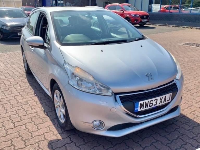 2013 Peugeot 208 1.4 HDi Active 5dr - due in - just 55k miles HATCHBACK Diesel Manual