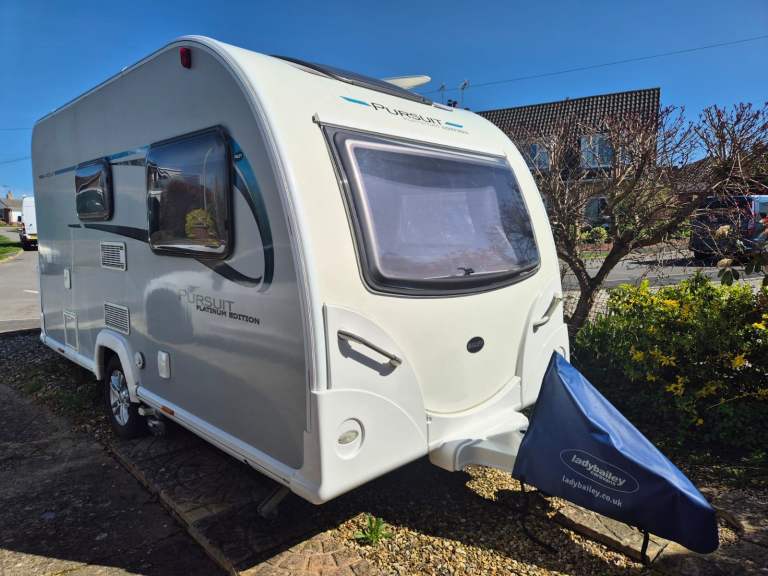 Lady Bailey Pursuit Platinum Caravan 400/2 Platinum edition