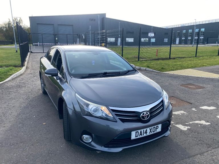 Toyota, AVENSIS, Saloon, 2014, Manual, 1998 (cc), 4 doors