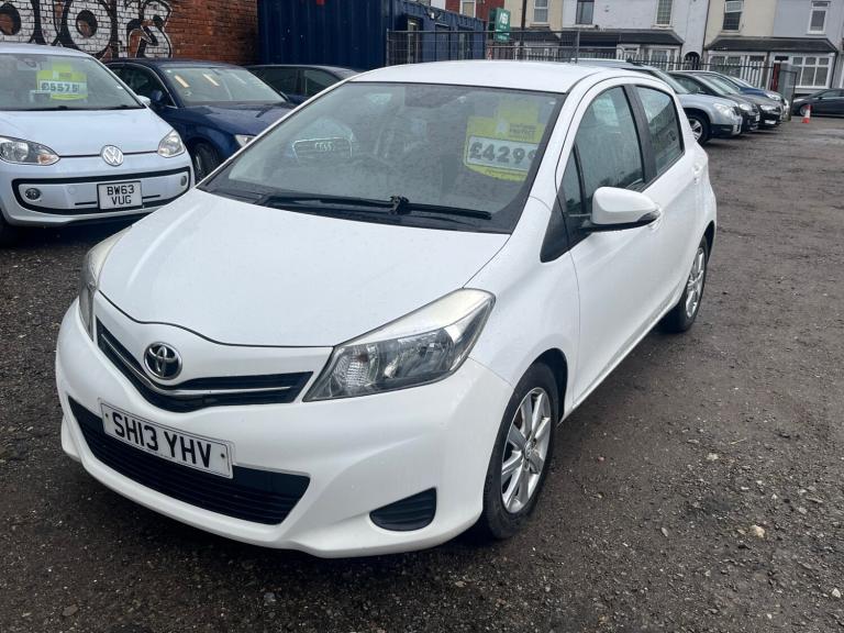 2013 Toyota Yaris 1.33 VVT-i TR 5dr HATCHBACK Petrol Manual