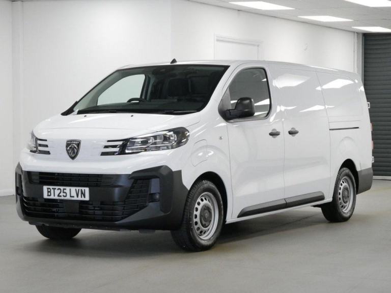 2025 PEUGEOT E-EXPERT 100 KW 75 KWH L2 LONG PROFESSIONAL AUTO ( DELIVERY MILES )