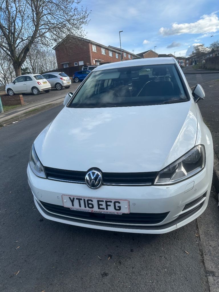 1.6 Volkswagen Golf 