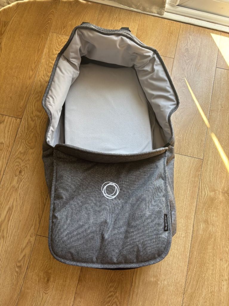 Bugaboo Baby Carrycot – Grey, Good Condition