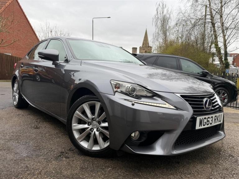 2013 Lexus IS 300h Luxury 4dr CVT Auto SALOON PETROL/ELECTRIC Automatic