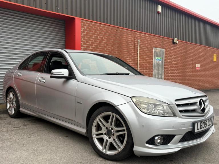 2009 Mercedes-Benz C Class C220 CDI BlueEFFICIENCY Sport 4dr Auto SALOON DIESEL Automatic