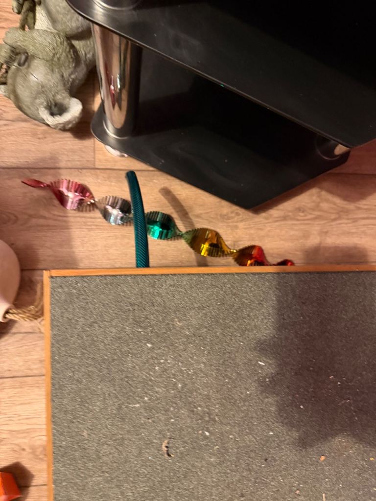 Not had long large hutch compsny hedgehog house was 47