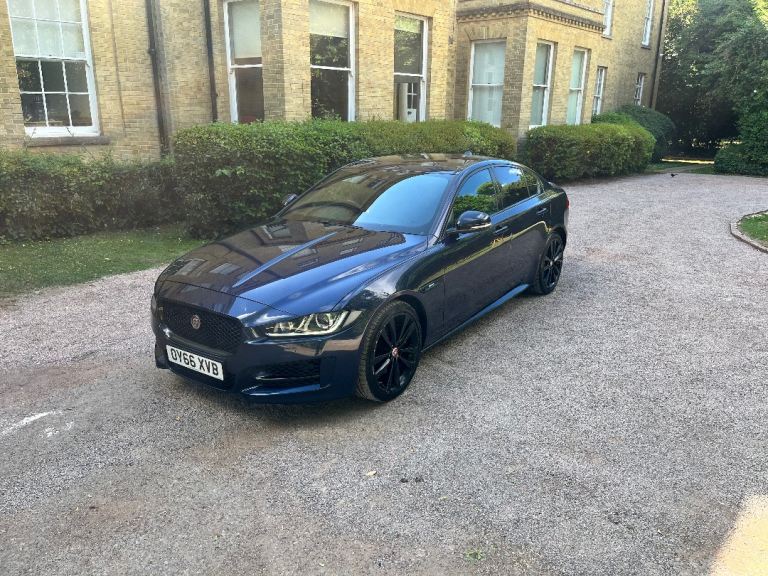 JAGUAR XE R-SPORT AWD AUTO LOW MILAGE ONE OWNER PORTSMOUTH 