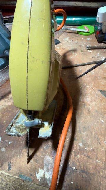 BLACK AND DECKER JIG SAW