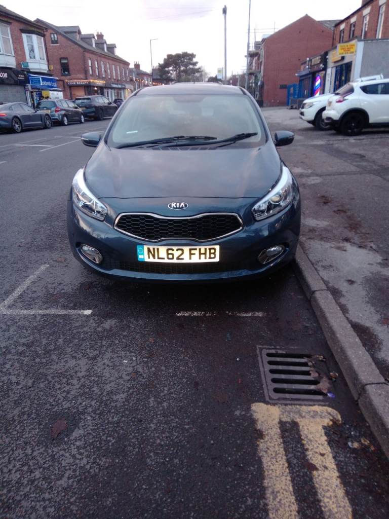 Kia, CEED, Hatchback, 2012, Manual, 1582 (cc), 5 doors