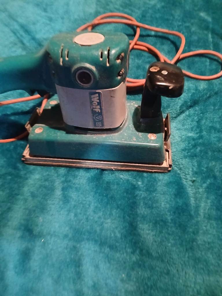 Electric  sander 