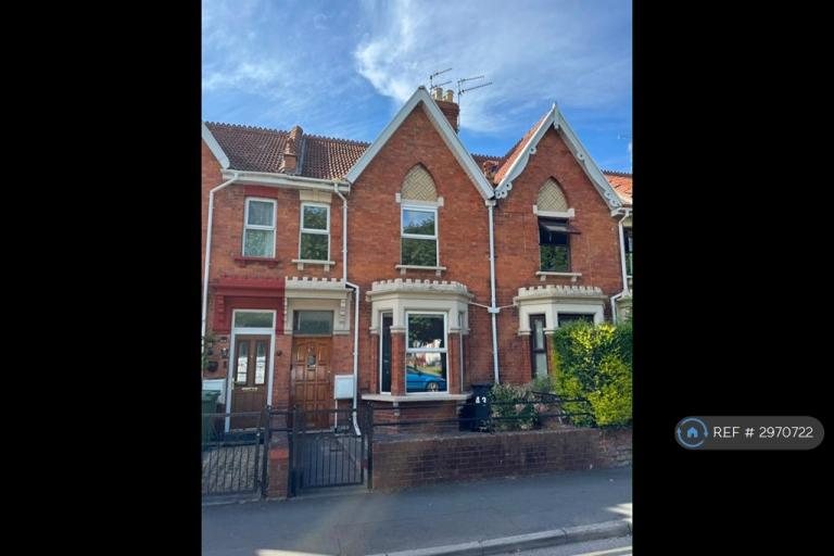 3 bedroom house in Cranleigh Gardens, Bridgwater, TA6 (3 bed) (#2970722)