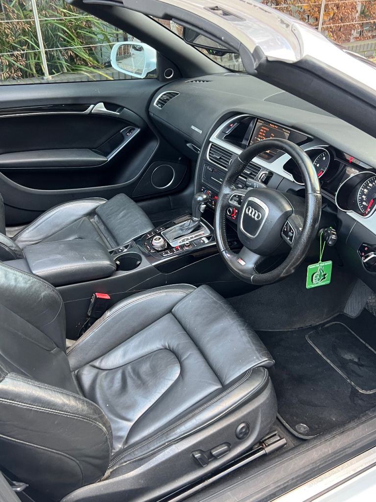 Audi, A5, Convertible, 2010, Semi-Auto, 2967 (cc), 2 doors