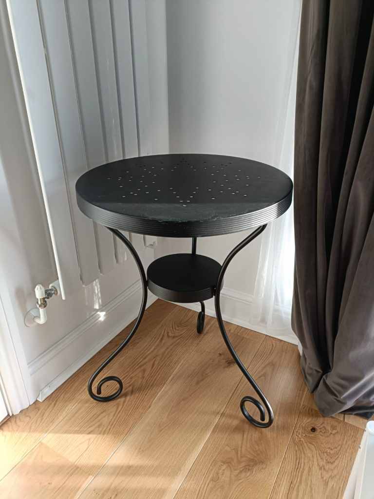 Side table - Free to pick up