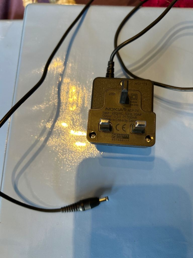 Nokia phone charger s/h