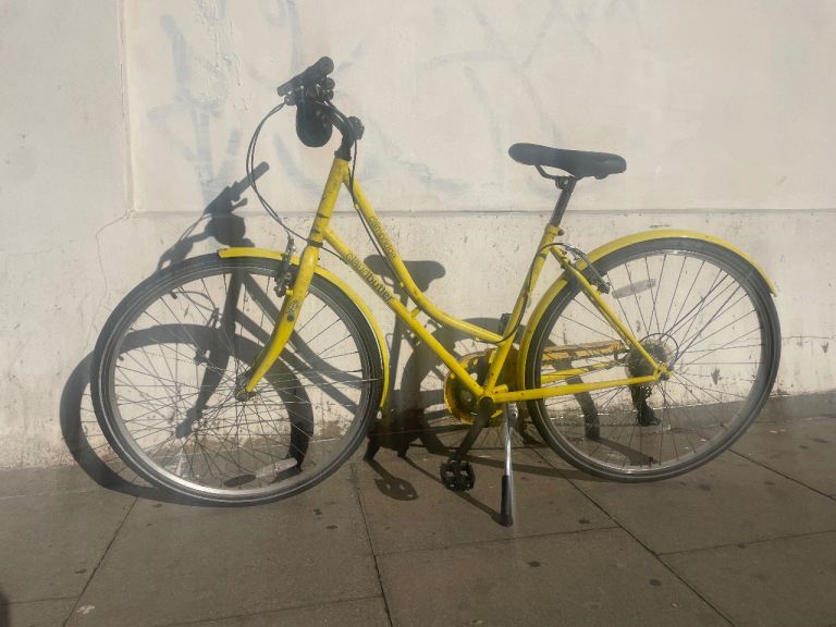  Fully Serviced Claud Butler Cambridge Step Thru bike. 700c Wheels, V BrakesFully