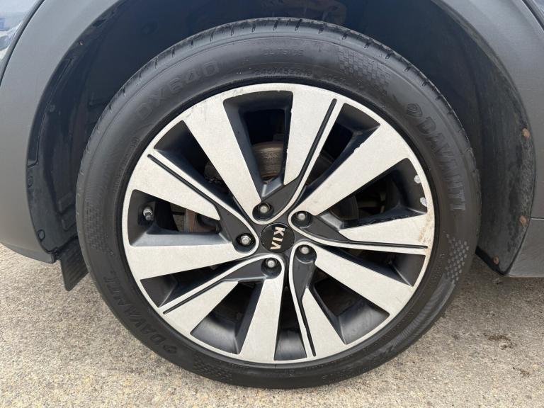 ** GREAT SPEC ** 2016 Kia Sportage 1.7 CRDi ISG 3 5 dr 2WD Estate ** £35 TAX **