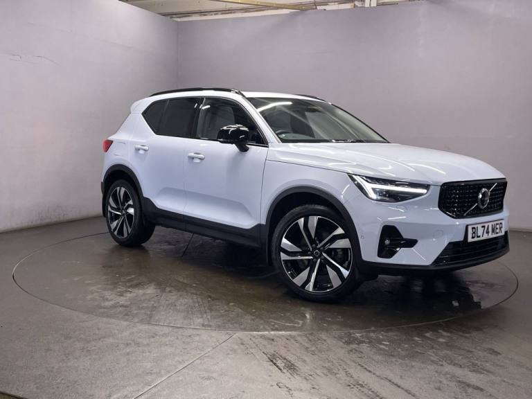 2024 74 VOLVO XC40 2.0 B4 MHEV ULTRA DARK SUV 5DR PETROL HYBRID DCT AUTO EURO 6 