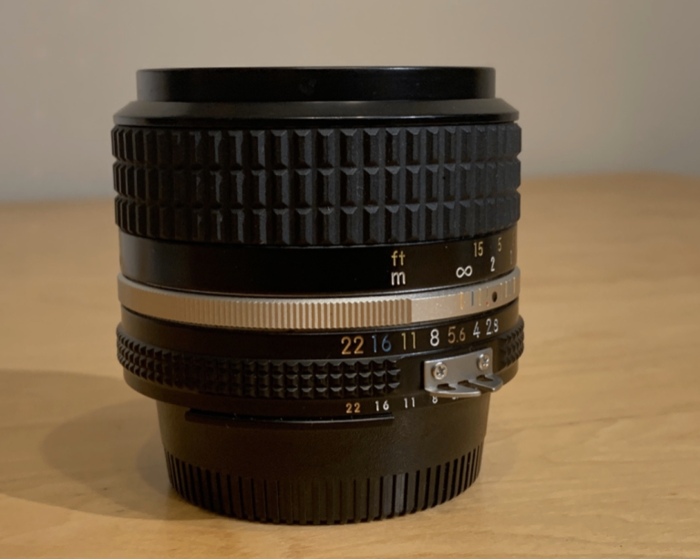 Nikkor 35mm f2.8 Ai-S manual focus lens - BEAUTIFUL!