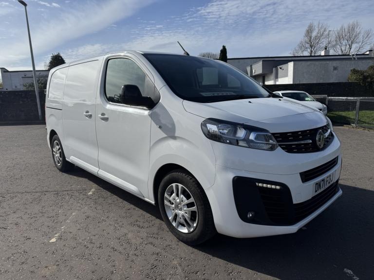 VAUXHALL VIVARO 1.5 Turbo D 2700 Sportive 2021