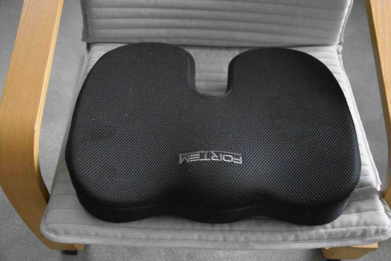 FORTEM Office Chair Cushion - As-new condition